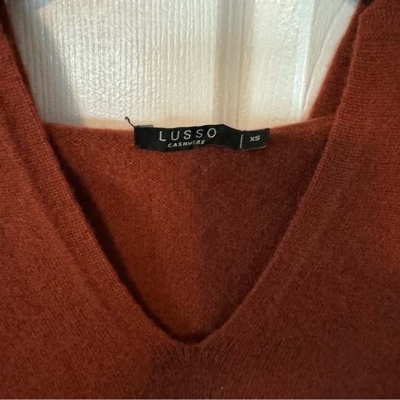 100% Cashmere Oversized LUSSO Chloe Hoodie - Picture 3 of 5